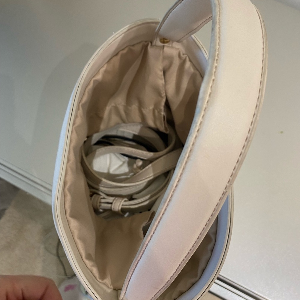 Bucket bag - Picture 8 of 10